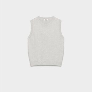 Aritzia Bare Merino Wool Crew Sweater Vest Size XS NWT